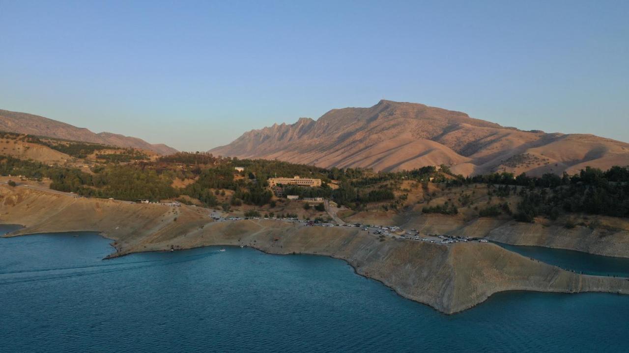 Ashur Hotel Dukhan Kültér fotó
