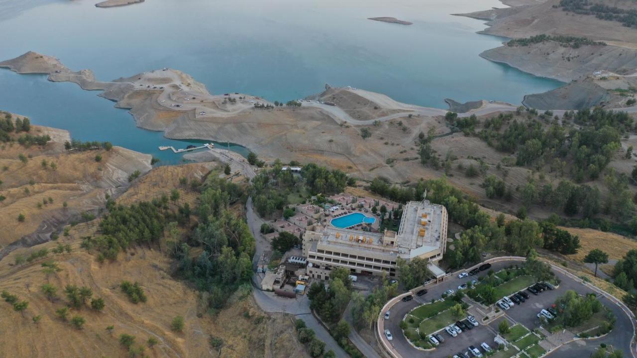 Ashur Hotel Dukhan Kültér fotó