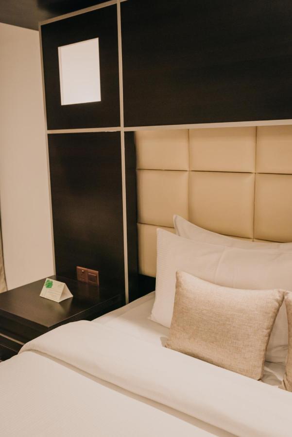 Ashur Hotel Dukhan Kültér fotó