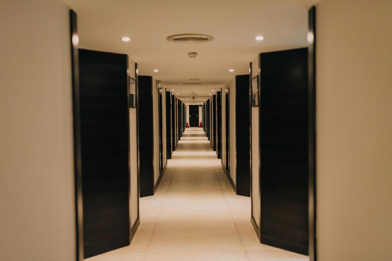 Ashur Hotel Dukhan Kültér fotó