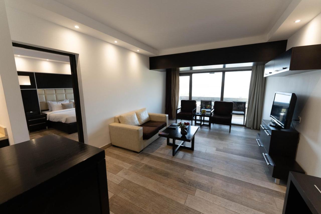 Ashur Hotel Dukhan Kültér fotó