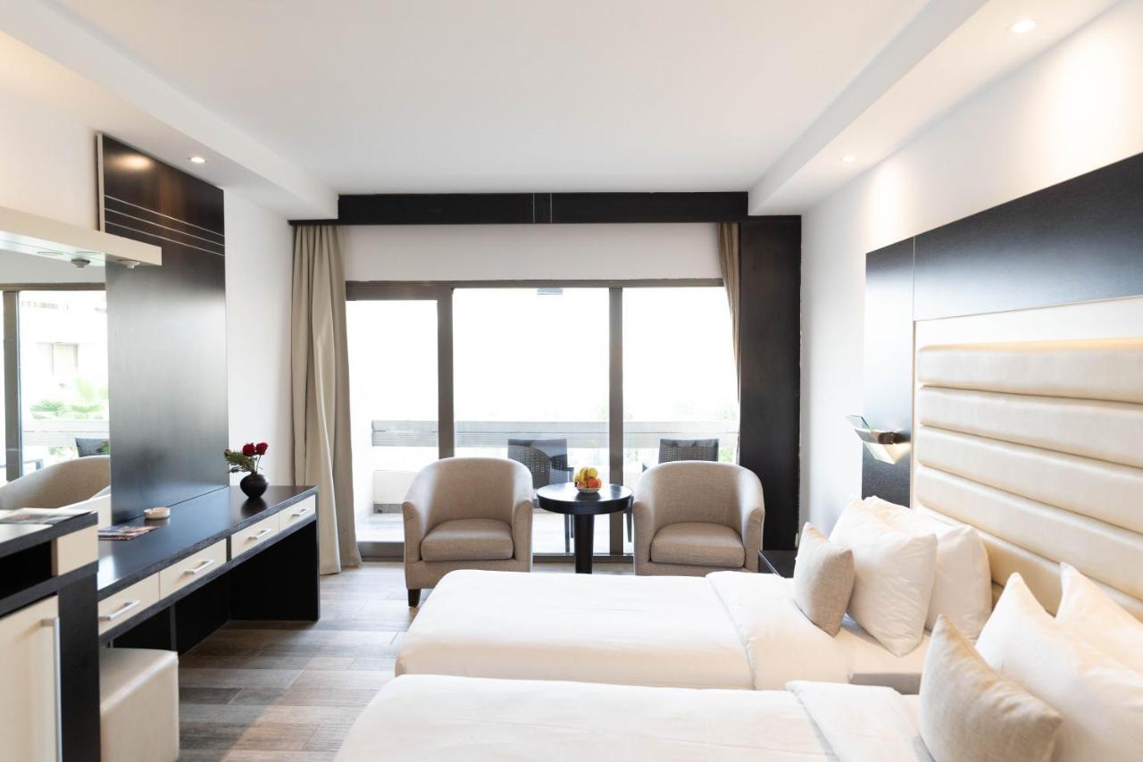 Ashur Hotel Dukhan Kültér fotó